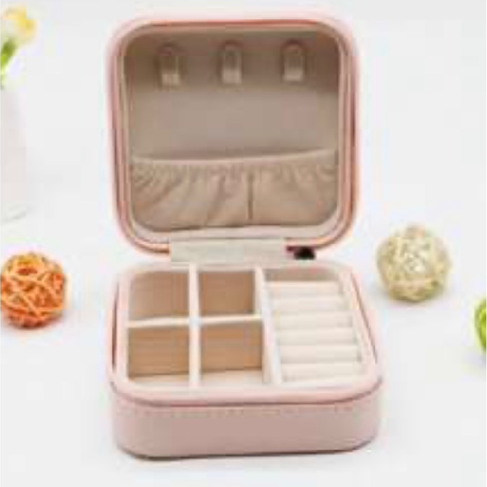 Square mini travel jewelry box, pink Size O